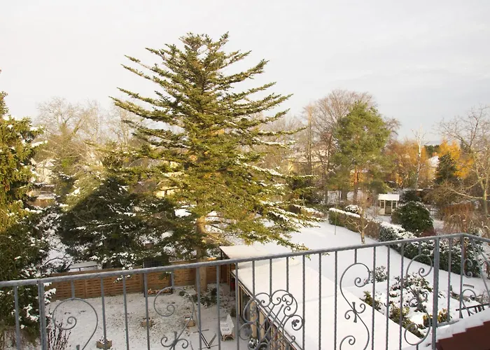 Apartment Traumzeit Mit Balkon In Vorstadtvilla