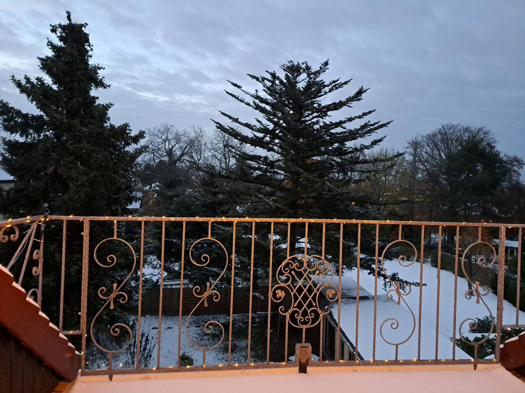 Appartement Traumzeit Mit Balkon In Vorstadtvilla